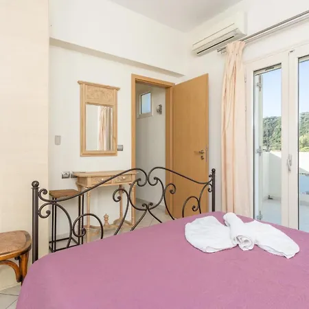 Villa Ismini *