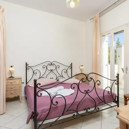 Ismini Villa