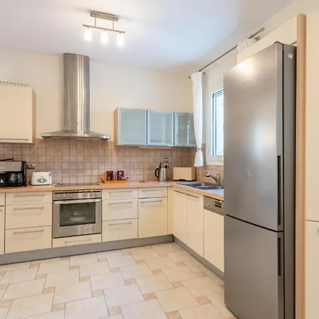 Βίλα Ismini Κατελειός